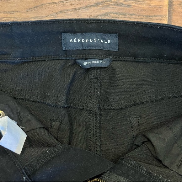 Aeropostale | Denim High Rise Midi Short | 8 - Picture 4 of 5